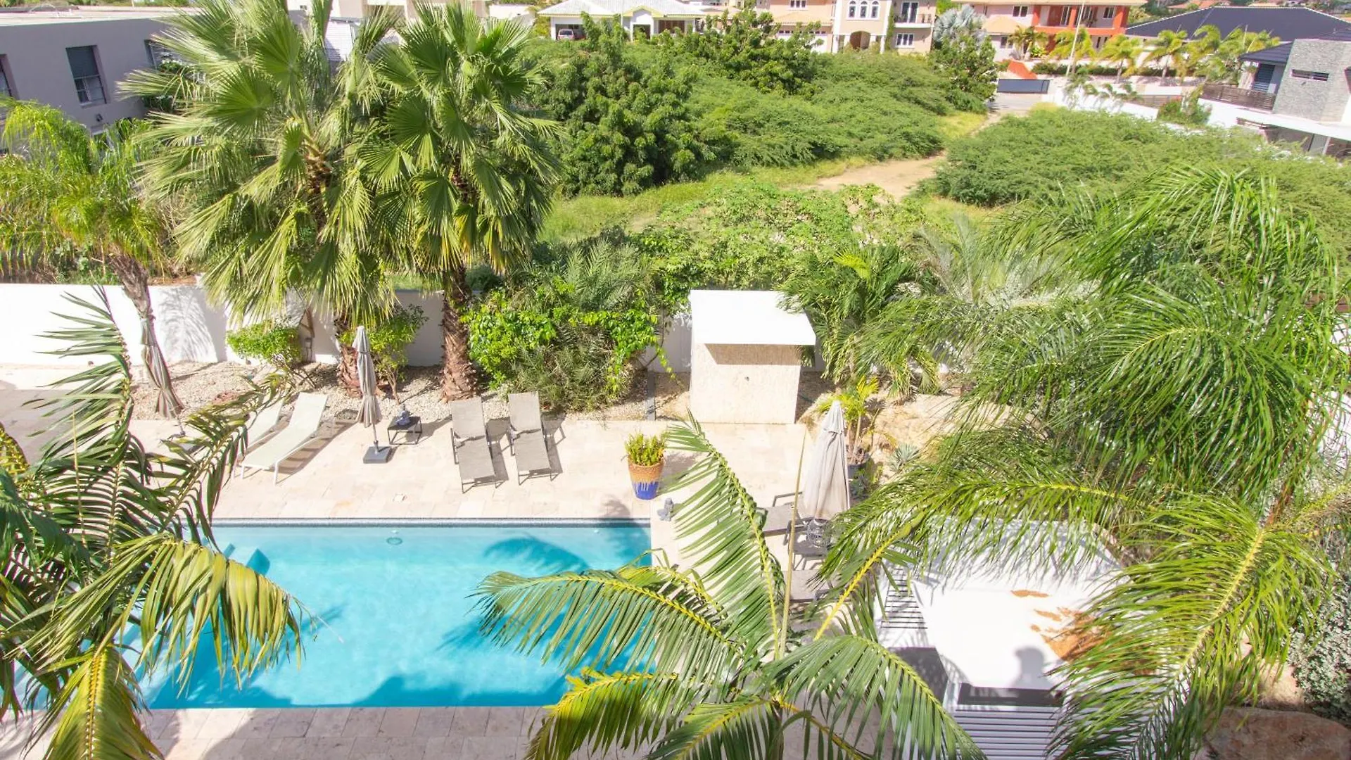 Goudhaen Luxury Private Apartments Jan Thiel Beach Curacao
