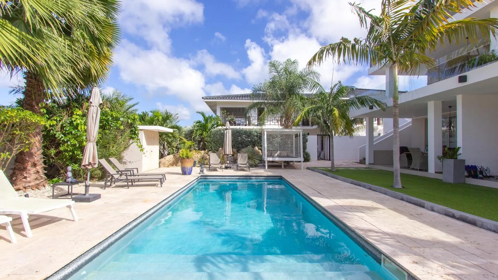 Goudhaen Luxury Private Apartments Jan Thiel Beach 0*,  Curacao