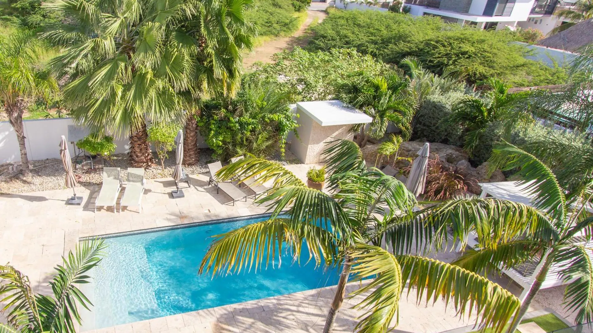 Goudhaen Luxury Private Apartments Jan Thiel Beach