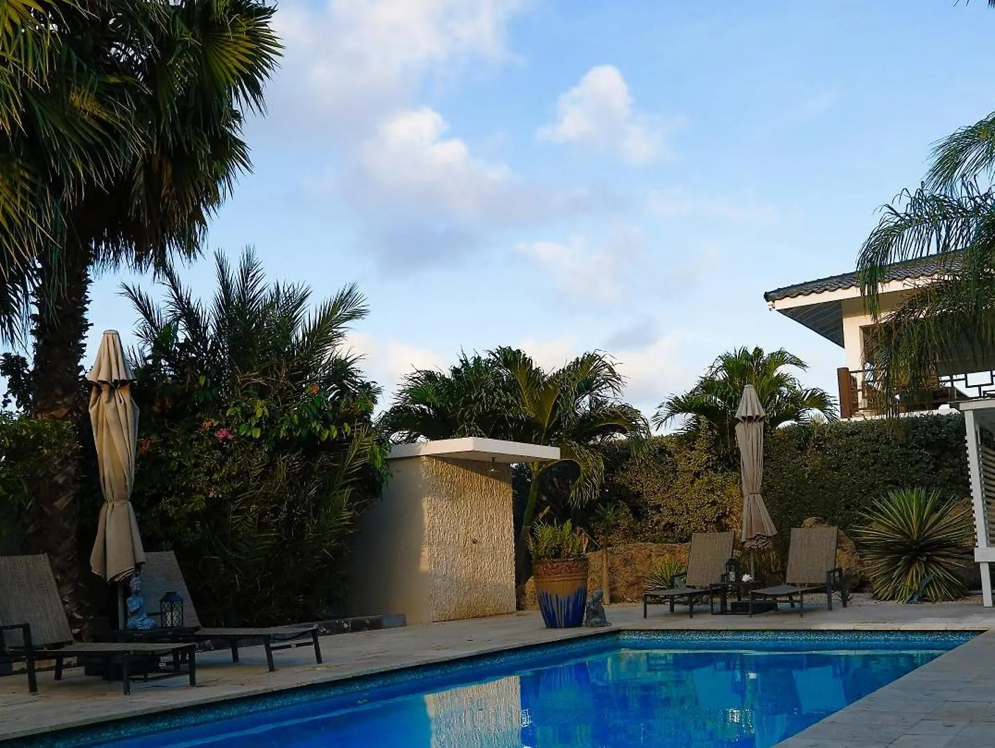 Goudhaen Luxury Private Apartments Jan Thiel Beach 0*,